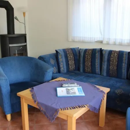 S42 A - Stilvolles Ferienhaus An Der Mueritz Mit Grossem Garten & Kamin In Roebel Casa de Férias Marienfelde