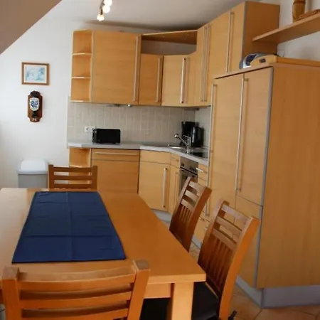 S42 A - Stilvolles Ferienhaus An Der Mueritz Mit Grossem Garten & Kamin In Roebel Casa de Férias