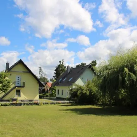 S42 A - Stilvolles Ferienhaus An Der Mueritz Mit Grossem Garten & Kamin In Roebel * Marienfelde